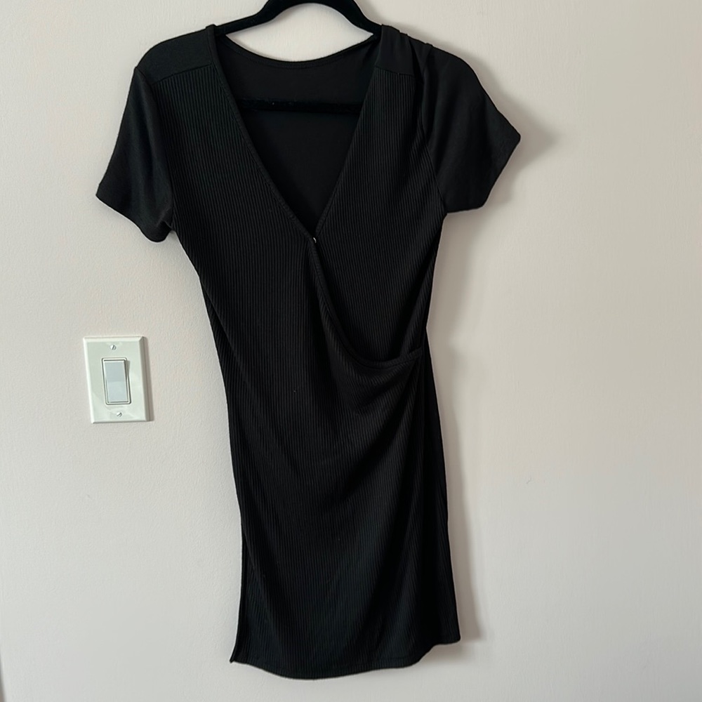 Rag and bone medium dress. Fairly fitted, stretch material.